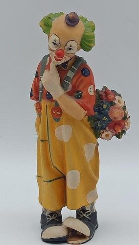 Holzgeschnitzter clown mit - holzgeschnitzter,
